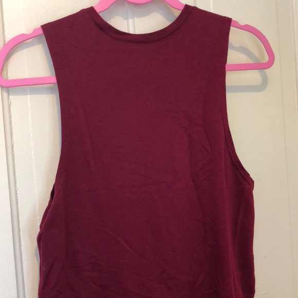 Red tank top - Picture 3 of 3